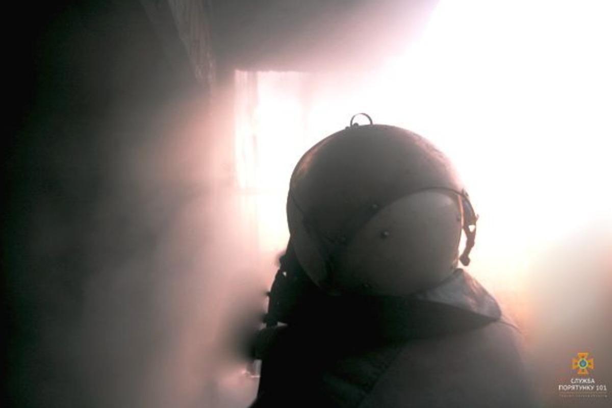 На Миколаївщині після пожежі в будинку знайдені мертвими три людини / ілюстративне фото прес-служби ГСЧС в Тернопільській області пожежа На Миколаївщині після пожежі в будинку знайдені мертвими три людини / ілюстративне фото прес-служби ГСЧС в Тернопільській області пожежа