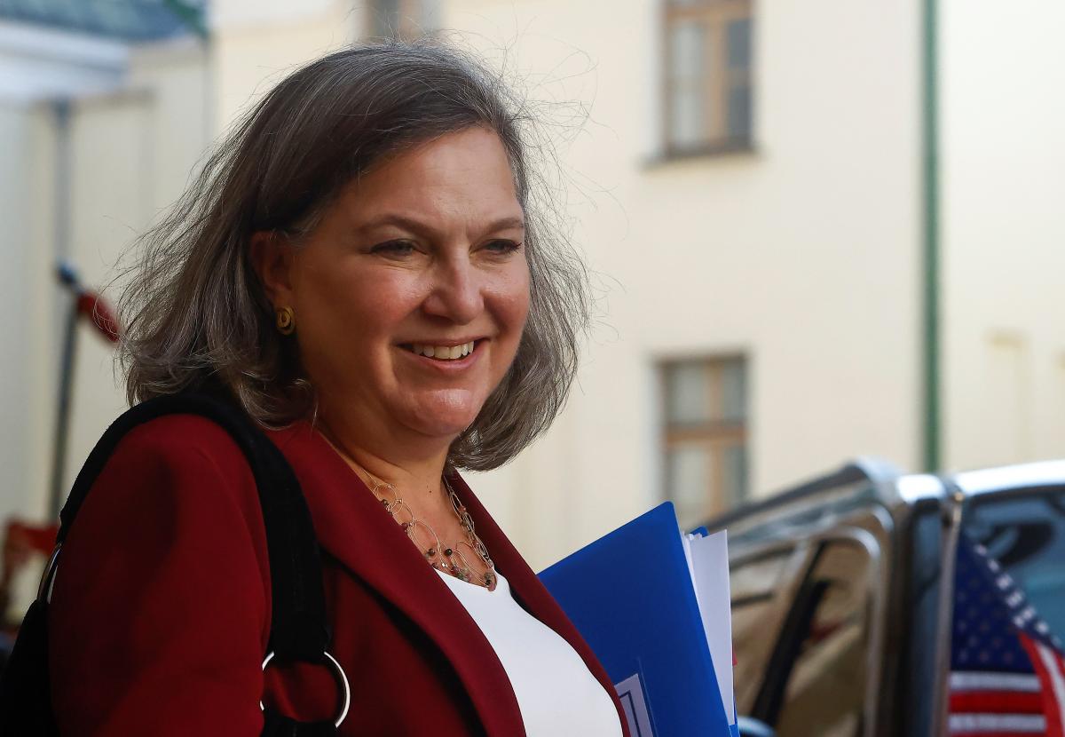 Вікторія Нуланд назвала умову переговорів США з Росією щодо України / фото REUTERS Вікторія Нуланд назвала умову переговорів США з Росією щодо України / фото REUTERS