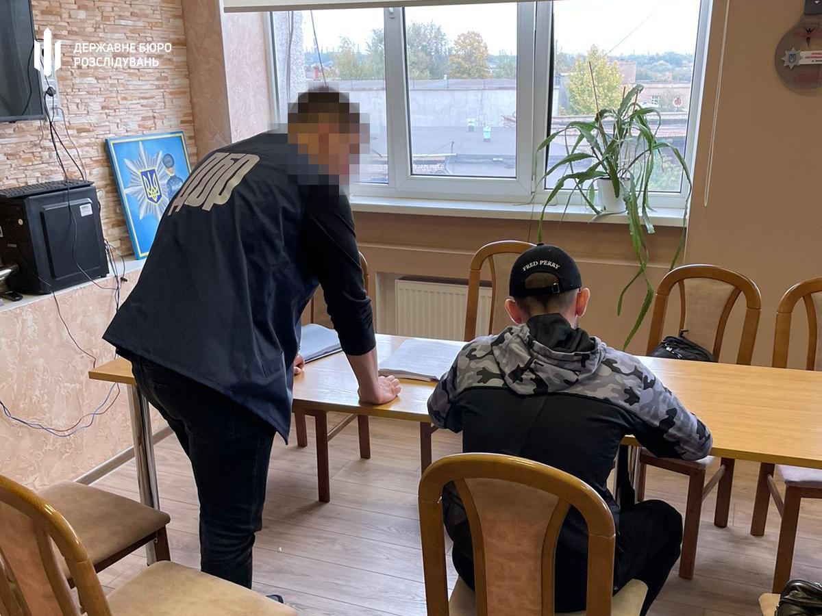 ГБР взялось за патрульных, пытавших мужчину / фото пресс-служба ГБР ГБР взялось за патрульных, пытавших мужчину / фото пресс-служба ГБР