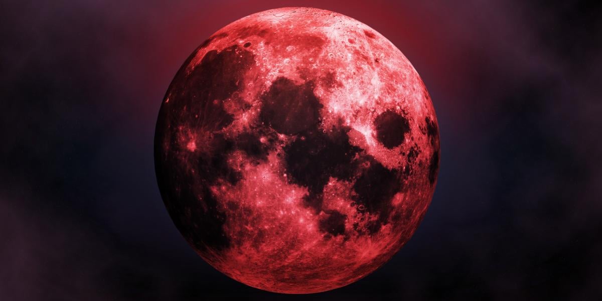 Taurus should expect unprecedented miracles from the Pink Full Moon / photo ua.depositphotos.com
