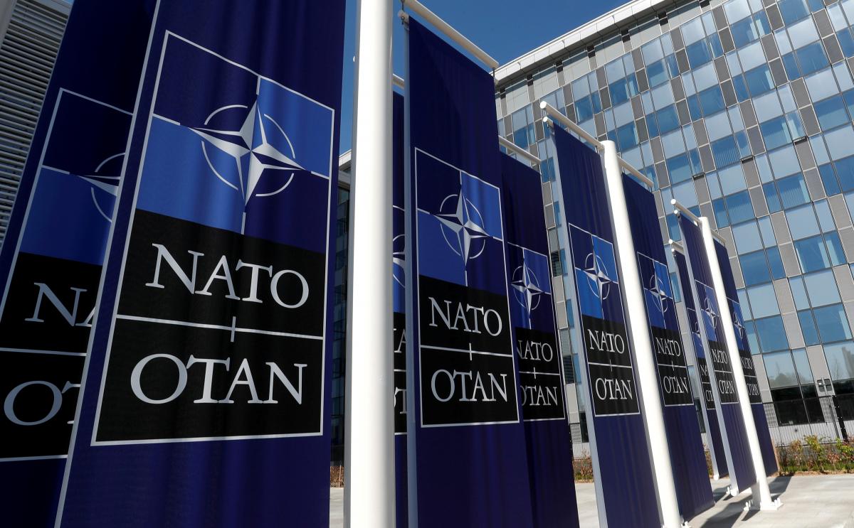 NATO is working on redirecting data through space / REUTERS photo