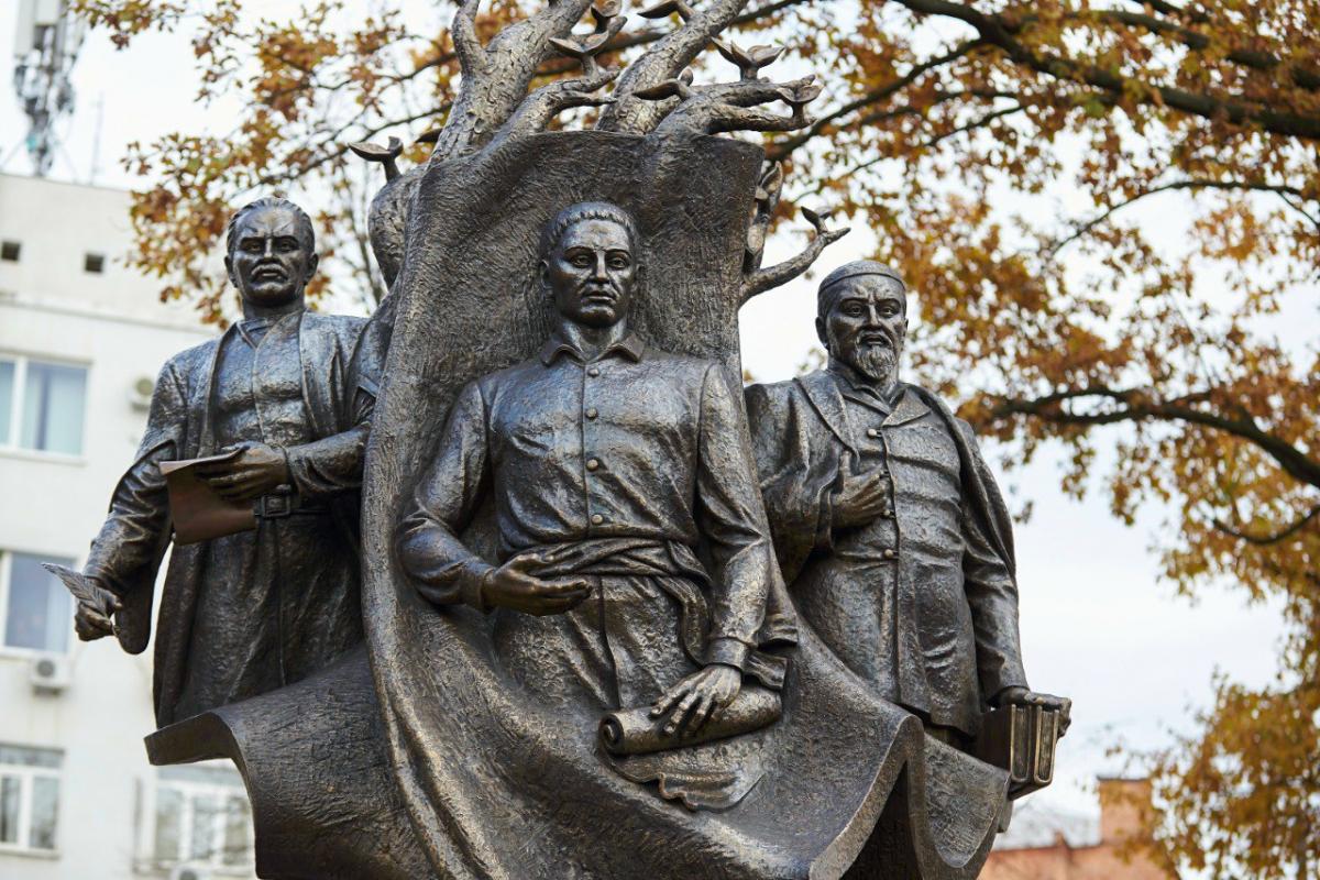 В Харькове заброшенную пустошь превратили в современный сквер с бесплатным Wi-Fi (фото) В Харькове заброшенную пустошь превратили в современный сквер с бесплатным Wi-Fi (фото)