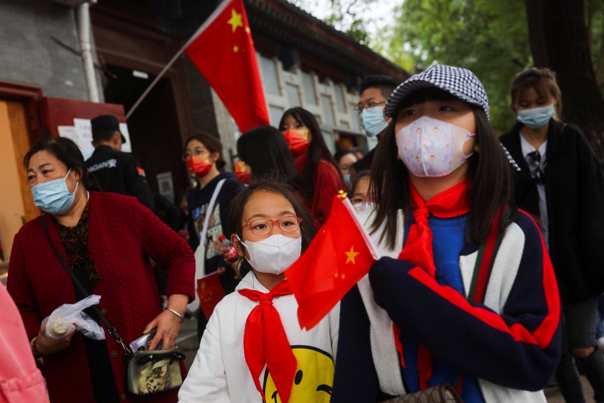 Коронавірус набирає обертів у Китаї / фото REUTERS