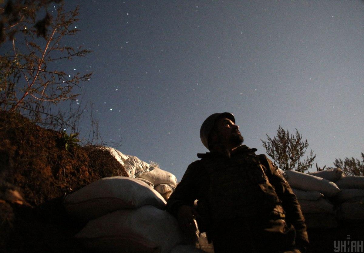 На Донбассе ВСУ снова потеряли бойца из-за действий врага / иллюстративное фото УНИАН