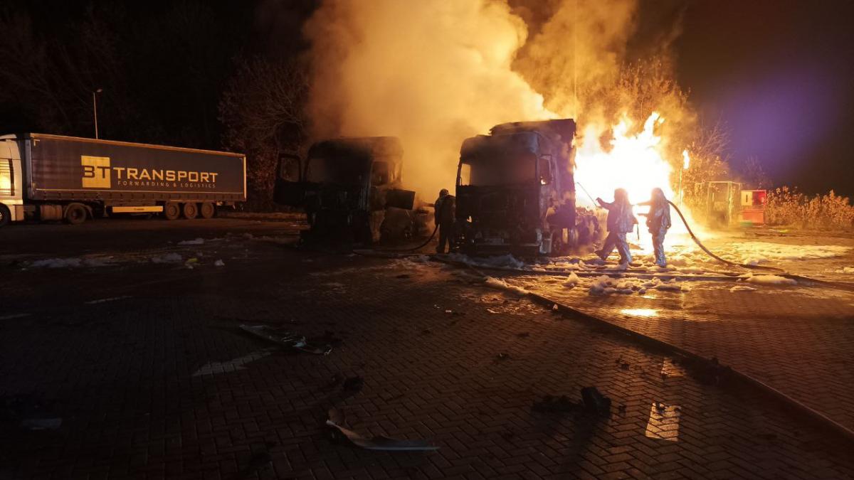 Вибух на АЗС потрапив на відео / фото ДСНС Вибух на АЗС потрапив на відео / фото ДСНС