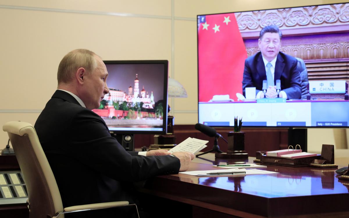 Лідери Китаю та Росії вирішили з'явитися на саміті по відеозв’язку / фото REUTERS