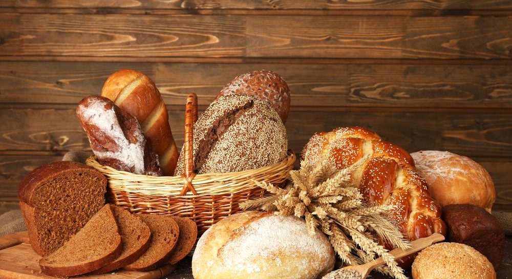 Как сделать черствый хлеб мягким снова: 3 простых способа, которые реально работают | MARIECLAIRE