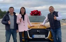 Олимпийская призерша, отдавшая тренеру подаренную квартиру, получила автомобиль (фото)