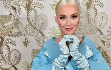 "Врятував життя коханій": відома співачка ледь не задихнулася прямо на сцені