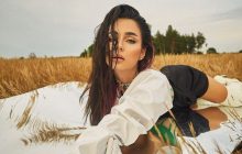 "Воровали деньги": Анна Тринчер опозорилась в отделении полиции (фото)