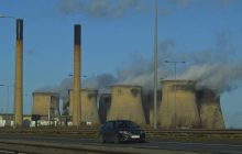 В Британии эпично взорвали четыре гигантские башни ТЭС (видео)