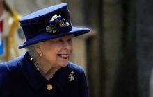 Королева Єлизавета II потрапила у скандал через лист з "російським" Кримом (фото)