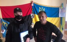 Спалення опудала Зеленського у центрі Києва: екс-політв'язня Кремля покарала поліція (фото)