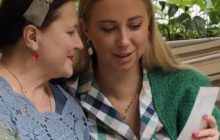 Антоніна Матвієнко розповіла, як мама відреагувала на її вагітність у 16 років (відео)
