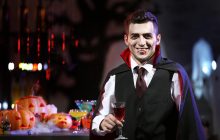 Как понять, что рядом с тобой человек-вампир и как защититься от него