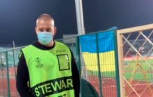 Кидали каміння та били: українського вболівальника атакували на стадіоні в Болгарії під час матчу Зорі (відео)