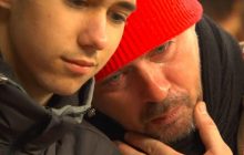 Под песню "Виват, король!": Милевский со слезами на глазах попрощался с киевскими болельщиками (видео)