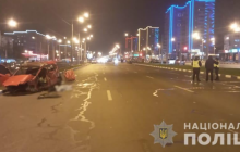 "Проклята дорога": на місці кривавої ДТП у Харкові у вантажівки вибухнуло колесо (відео)