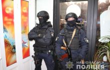 У Чернігові власниця турагентства та двоє медиків продавали підроблені COVID-сертифікати