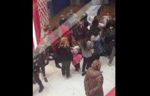 У мережі показали натовпи киян, які прийшли вакцинуватися в ТРЦ напередодні локдауну в місті (відео)