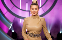 "Не в праві мене засуджувати": українську телеведучу "рознесли" за зйомку похорону подруги