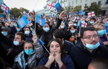 Партия Саакашвили проиграла выборы в Грузии и объявила о фальсификациях