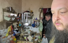 В центре Киева мужчина превратил четырехкомнатную квартиру в помойку - ее удалось продать (видео)