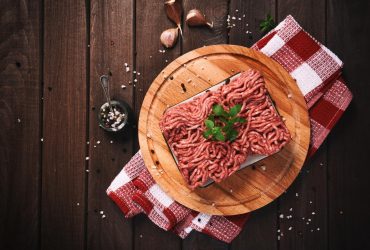 Просто добавьте это в фарш: рецепт чебуреков попросят даже веганы