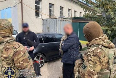 В Одеській області затримали співробітника Нижньодністровського нацпарку за хабарі від браконьєрів (фото)