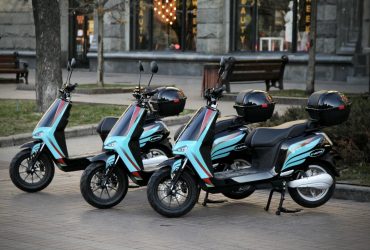 Любителів мопедів й скутерів попередили про великі штрафи з конфіскацією