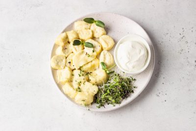 Как приготовить нежные ленивые вареники с картошкой: простой рецепт