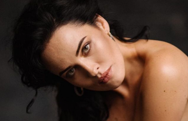 "Най-най": Дашу Астаф'єву покликали заміж після нової "голої" зйомки (фото)