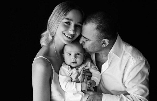 Дружина Павліка розповіла, що старші діти чоловіка досі не познайомилися з їхнім сином