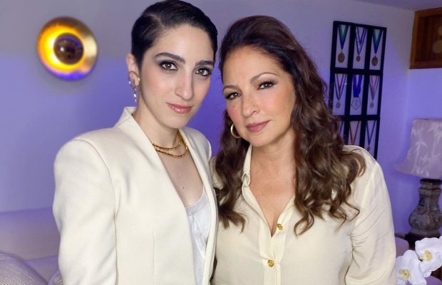 "Погрожував, що вб'є": популярна співачка зізналася, що в дев'ять років її зґвалтував родич