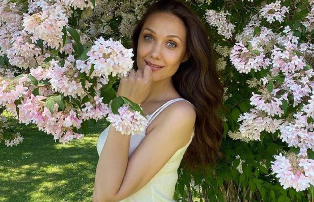 Євгенія Власова зі сльозами на очах розповіла, навіщо прийшла на "Танці з зірками" (відео)