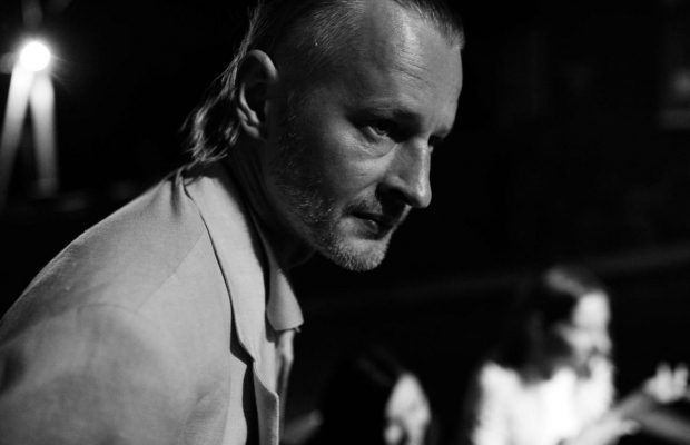 Помер відомий музикант Місько Барбара, фронтмен популярного у 90-ті гурту "Мертвий півень"