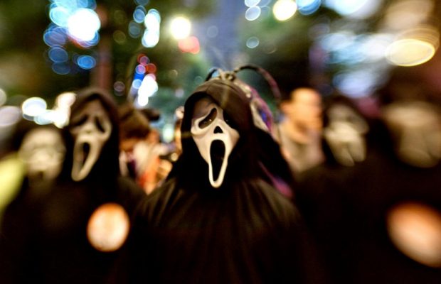 Вышел жуткий трейлер нового "Крика" с Нив Кемпбелл и Кортни Кокс