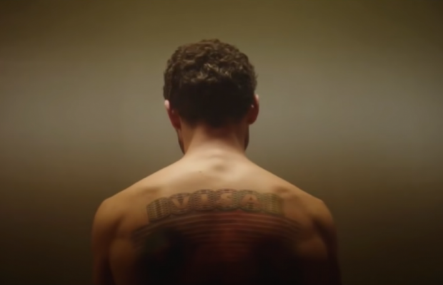 Блондинка Моника Беллуччи и сделка с дьяволом на новый лад: рецензия на нашумевший фильм "Человек, который продал свою кожу"