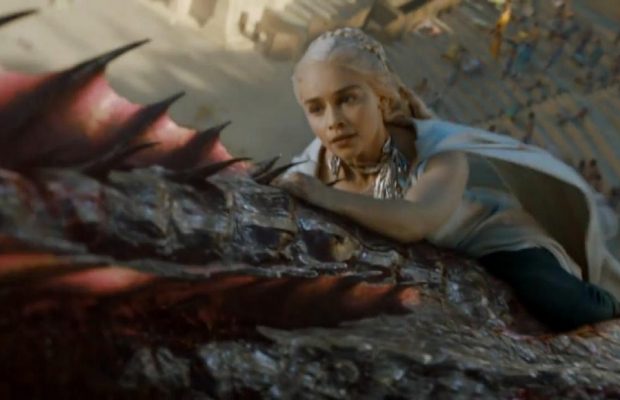 Звезда "Игры престолов" Эмили Кларк сыграет в феминистическом sci-fi фильме