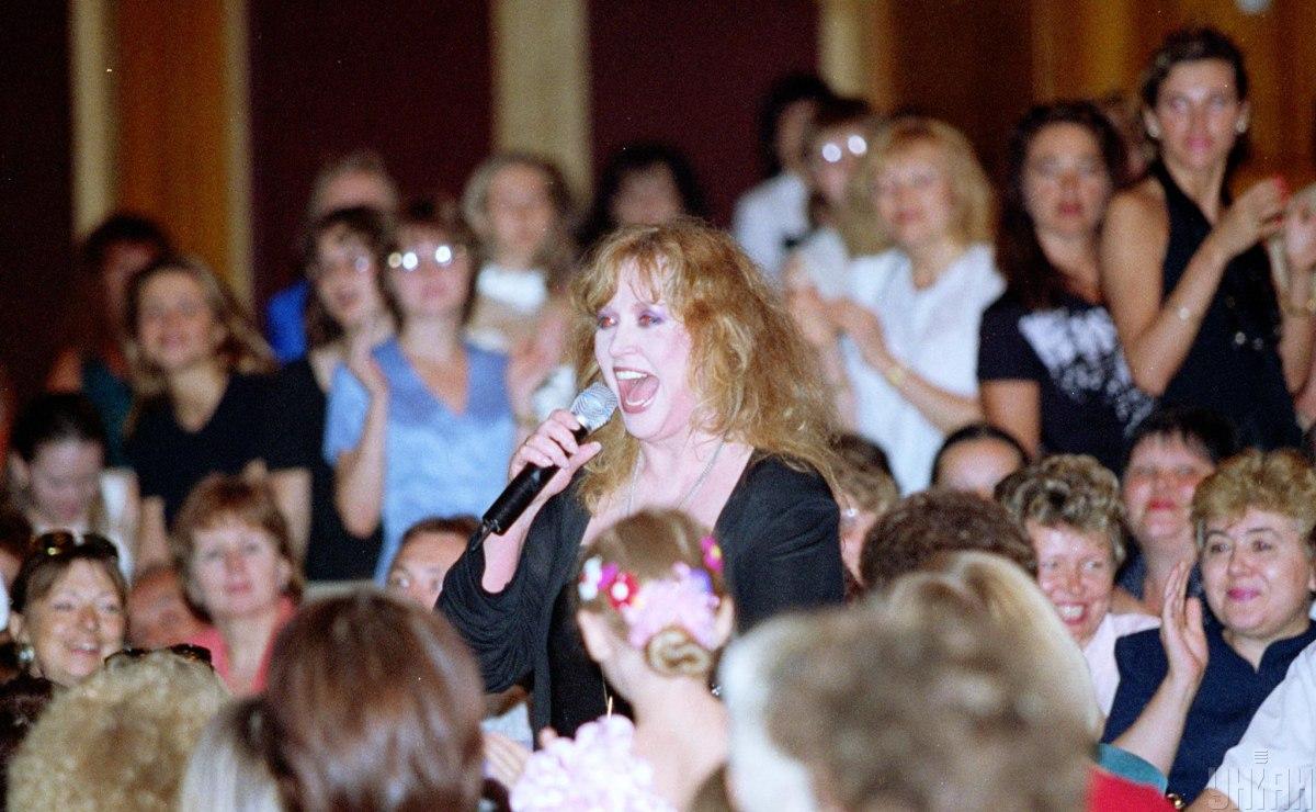 Алла Пугачева в 1999 году / фото УНИАН Алла Пугачева в 1999 году / фото УНИАН