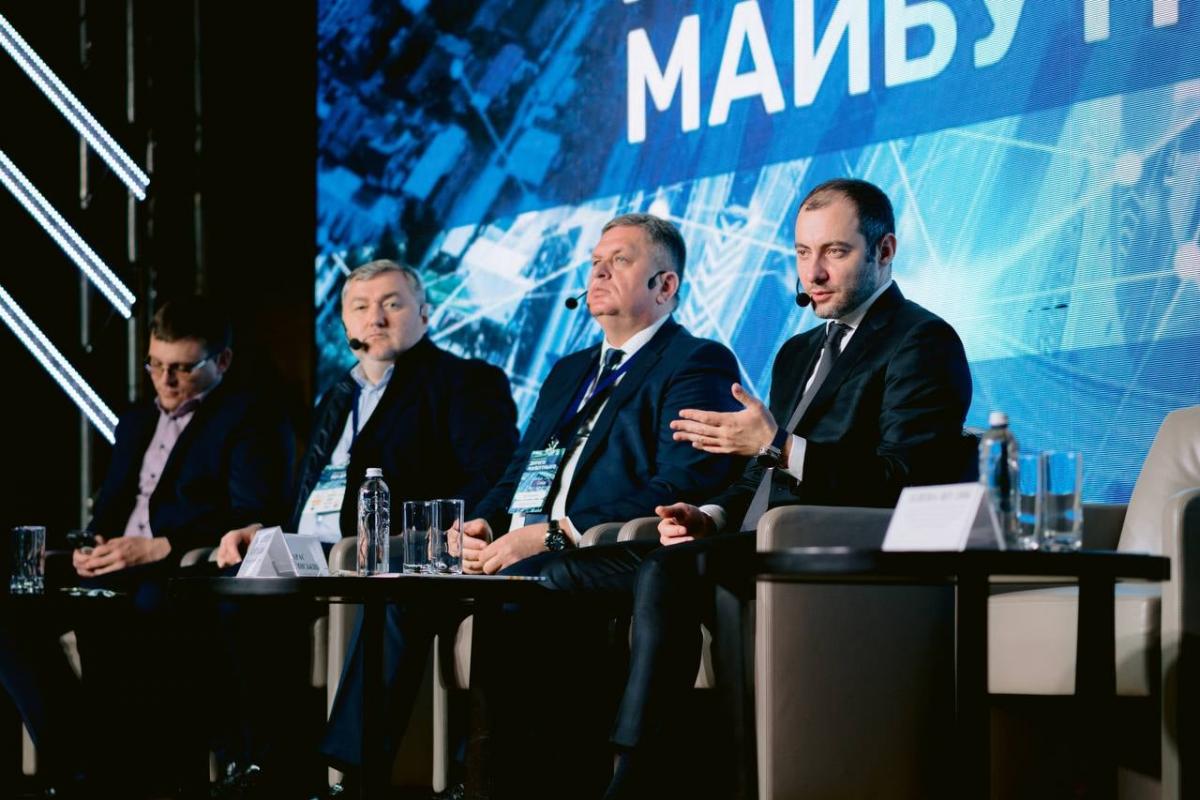 Успіхи 'Великого будівництва' дозволять українським дорожнім компаніям вийти на міжнародний ринок – Мінінфраструктури Успіхи 'Великого будівництва' дозволять українським дорожнім компаніям вийти на міжнародний ринок – Мінінфраструктури