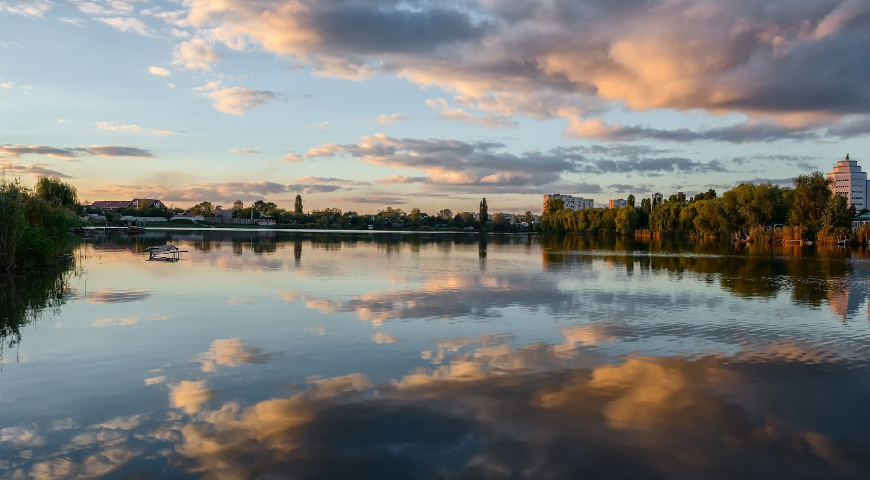 Озеро Радужное / фото Валерий Петриковец