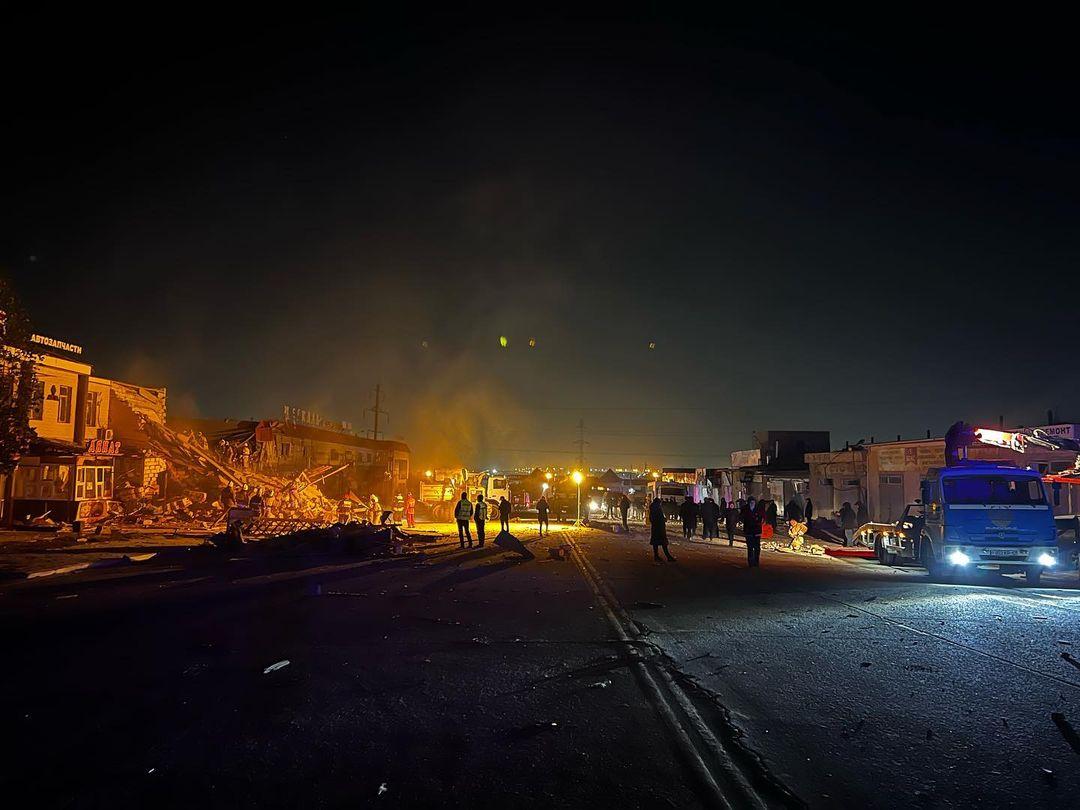 В Актау взрыв разнес популярное кафе / фото Instagram azamat_sarsenbayev В Актау взрыв разнес популярное кафе / фото Instagram azamat_sarsenbayev