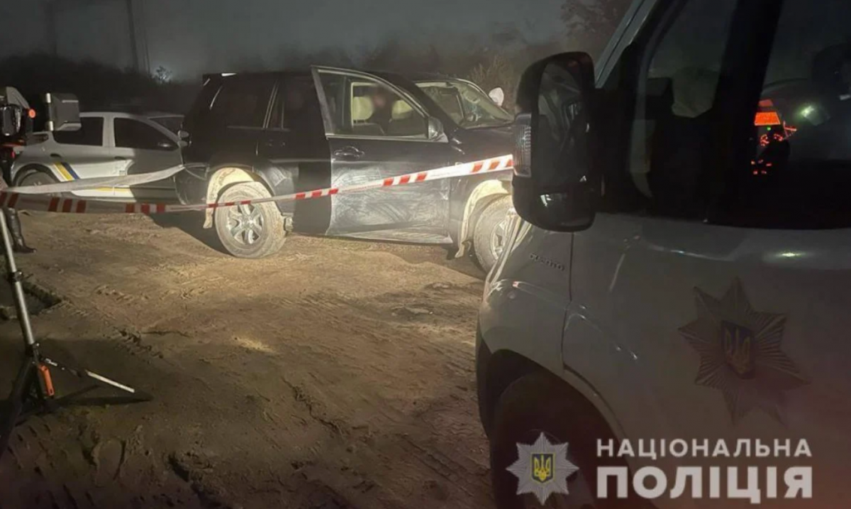 Поліцейські зімітували напад і побиття депутата / фото Нацполіція Поліцейські зімітували напад і побиття депутата / фото Нацполіція