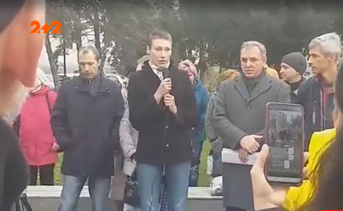 Врач из Николаева говорит, что коронавируса не существует / Скриншот Врач из Николаева говорит, что коронавируса не существует / Скриншот