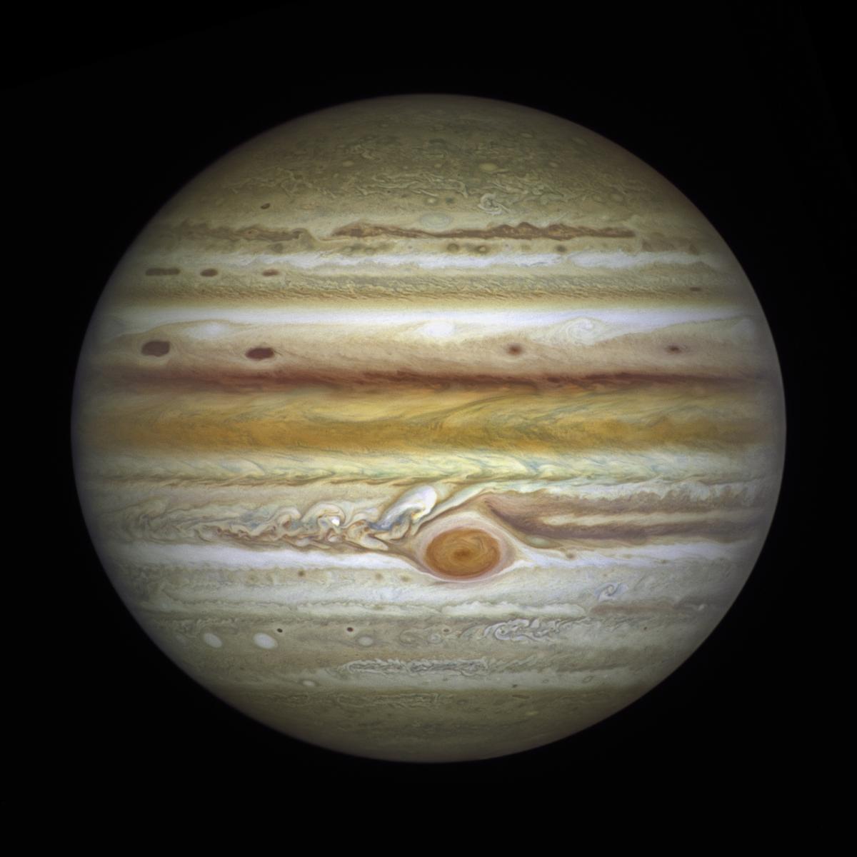 Hubble сфотографировал Юпитер / фото NASA, ESA, A. Simon (NASA-GSFC), and M. H. Wong (UC Berkeley); J. DePasquale (STScI)