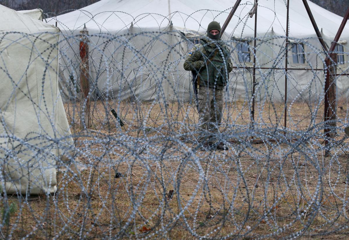 У границ Украины находятся около ста тысяч военных РФ, говорят в США / фото REUTERS
