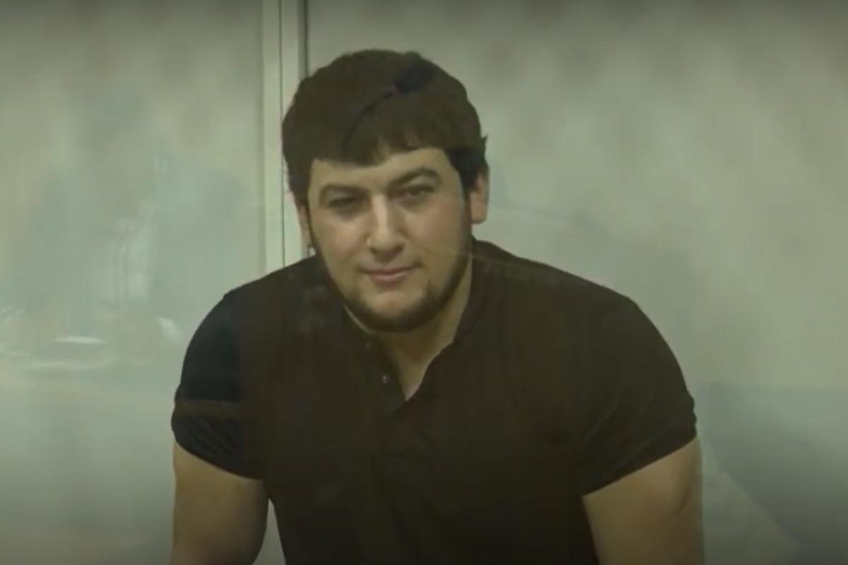 Бабек Дамир-оглы Гасанов решил не пользоваться услугами переводчика / скриншот Бабек Дамир-оглы Гасанов решил не пользоваться услугами переводчика / скриншот