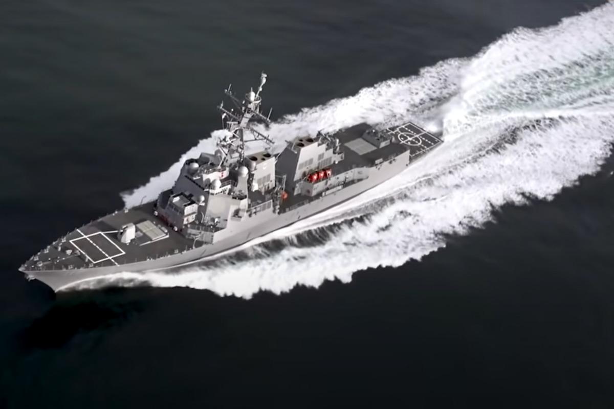 Американский ракетный эсминец вошел в Черное море для патрулирования, поделились в ВМС США / скриншот Американский ракетный эсминец вошел в Черное море для патрулирования, поделились в ВМС США / скриншот
