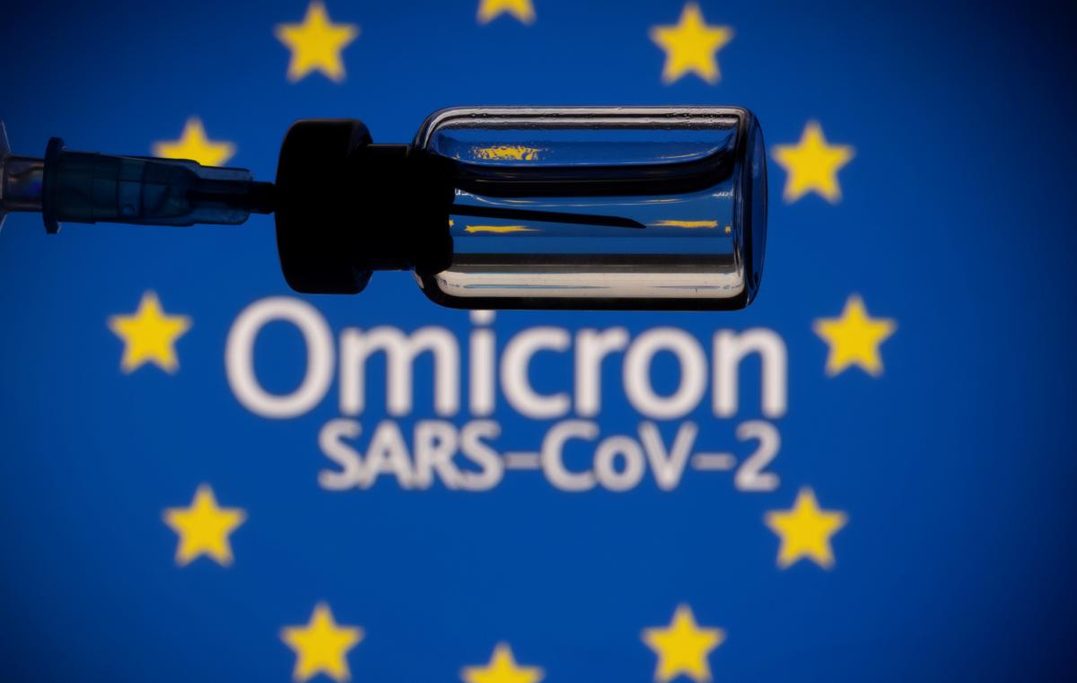 В ЄС підтвердили понад 40 випадків зараження штамом "Омікрон" /фото REUTERS